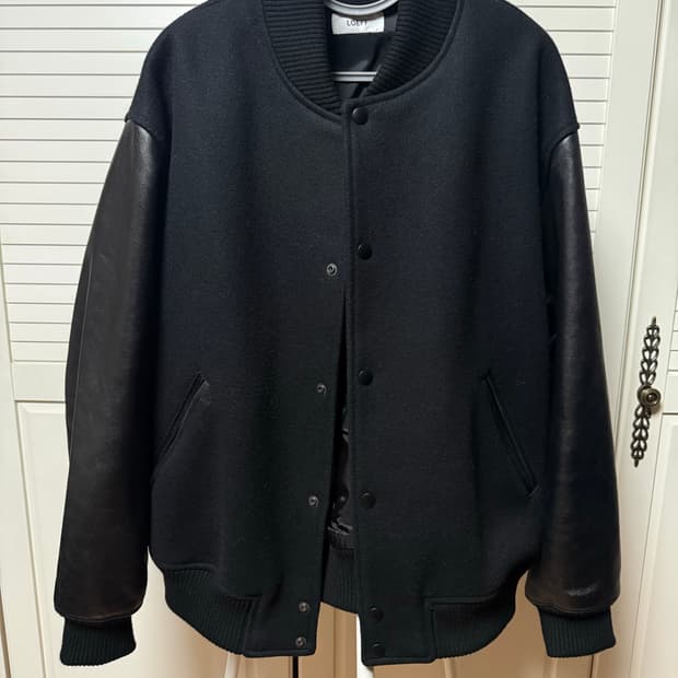 LOEFF 바시티 자켓