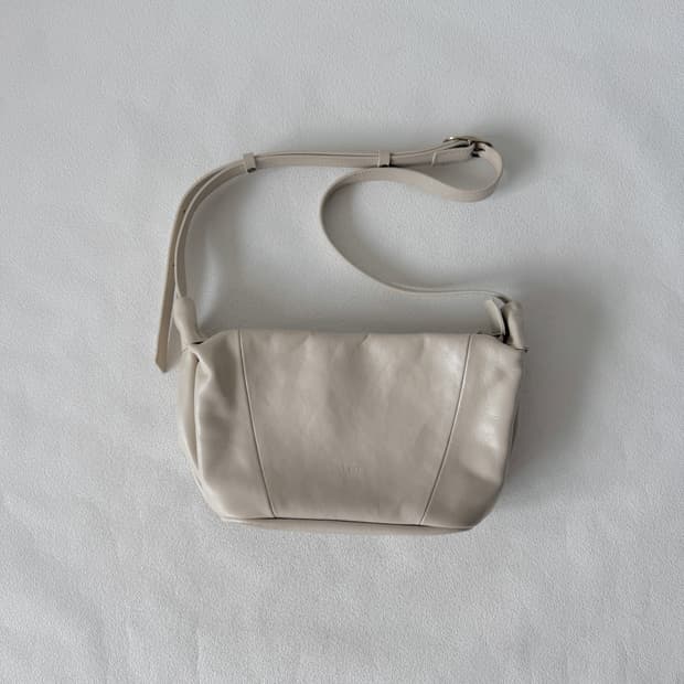 유르트(YURT) 레더 숄더 크로스백