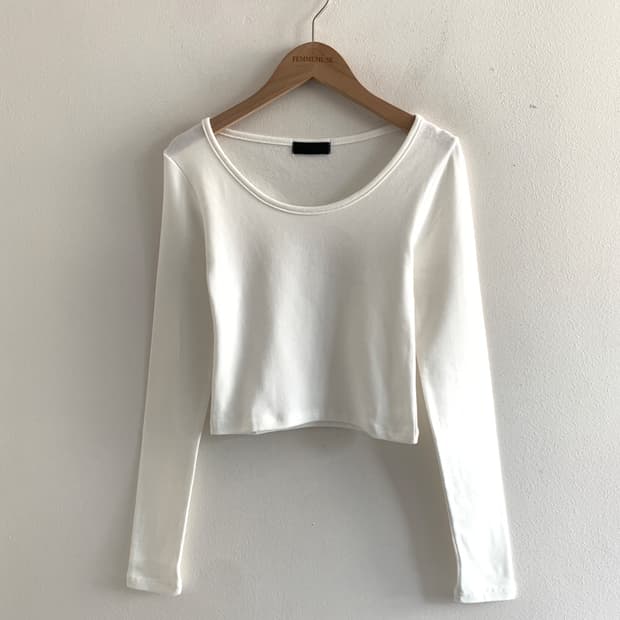 u neck slim t(white)