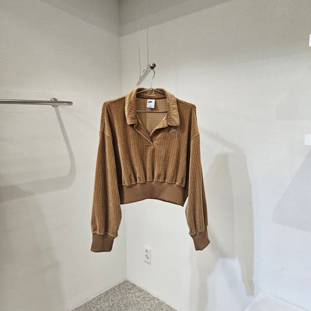 나이키 벨벳 벨루어 에일 폴로셔츠