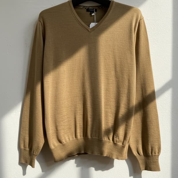 버버리 브이넥 메리노 울 니트