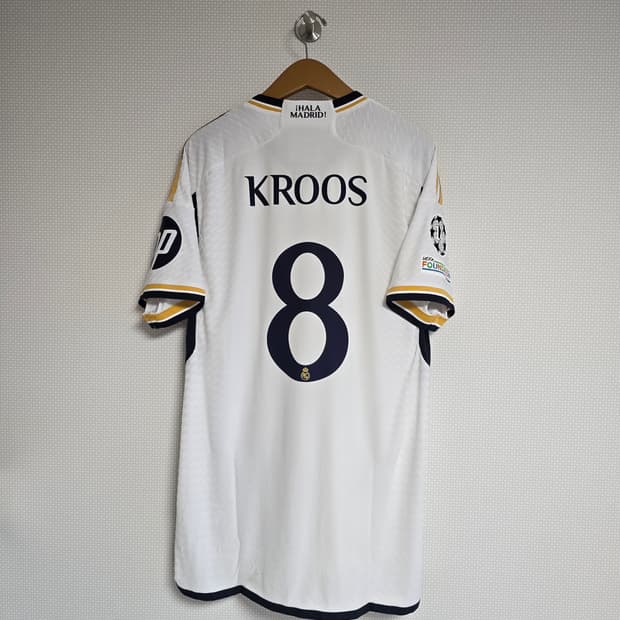 23-24 레알마드리드 홈 어센틱 유니폼 토니 크로스 UCL Final
