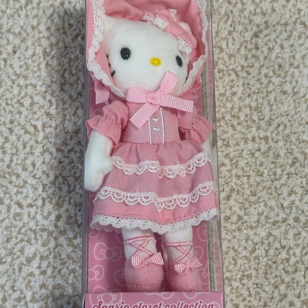 산리오 헬로키티 롱다리 클로젯 로리타 키티 인형 마스코트