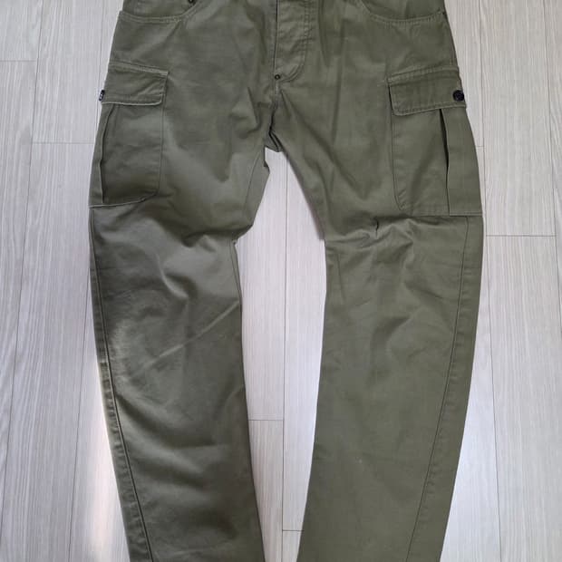 디스퀘어드 카키 카고팬츠