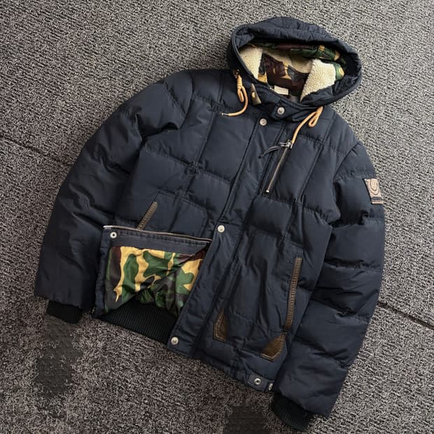 트루릴리젼 사이드 패치 카모디테일 덕다운 점퍼 3435