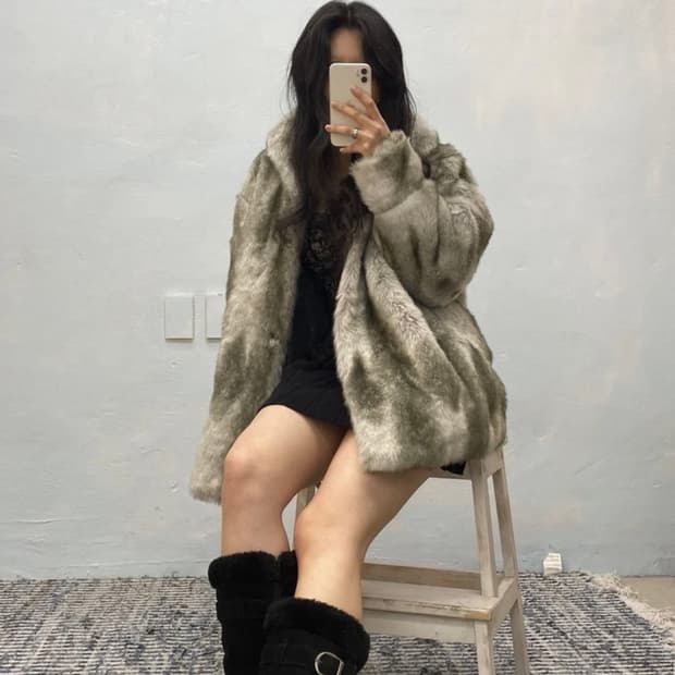 [8937]Gray gradient fur coat#