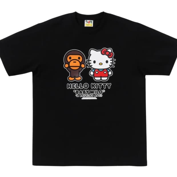 베이프 베이비 마일로 x 헬로 키티 티셔츠 블랙