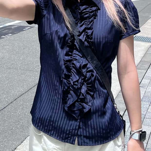 일본 빈티지 네이비프릴반팔셔츠