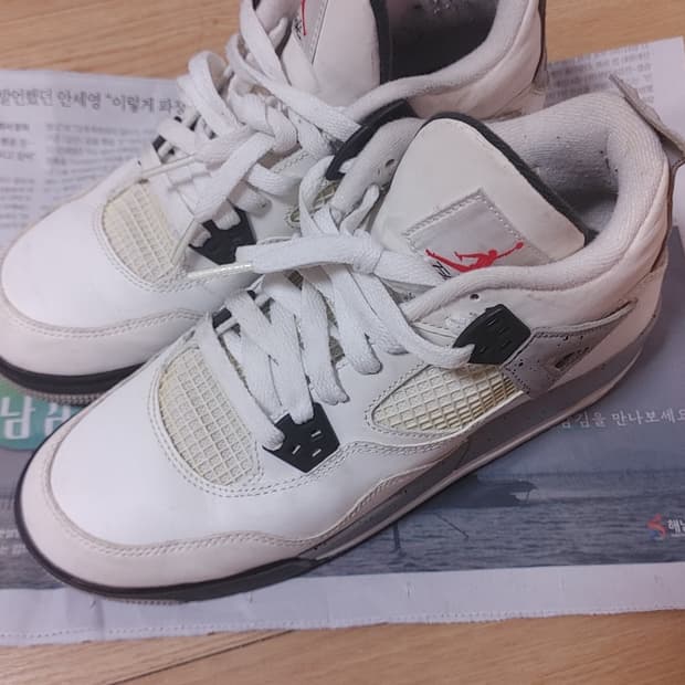 나이키 조던 4 시멘트 250