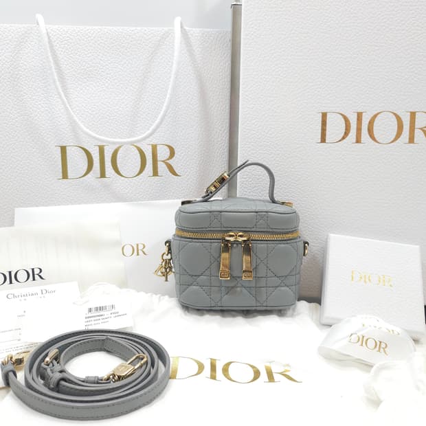 디올 레이디 마이크로 베니티백