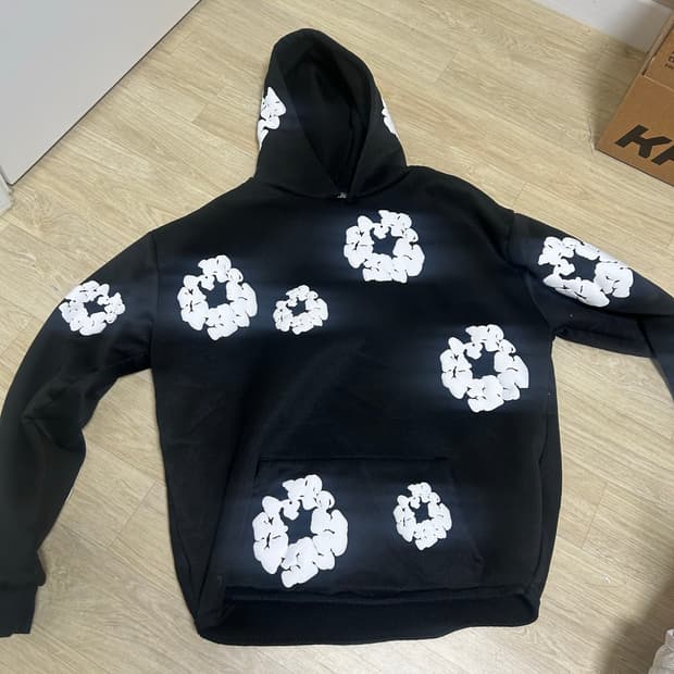 데님티어스 후드티