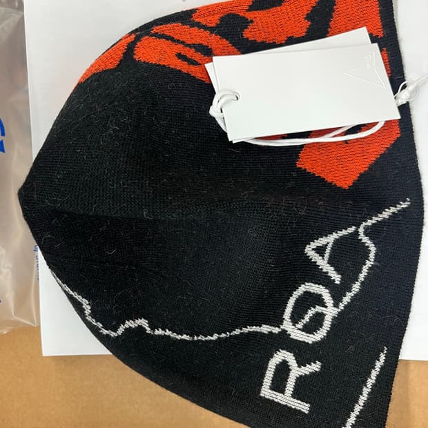 로아 멘탈애슬래틱 비니