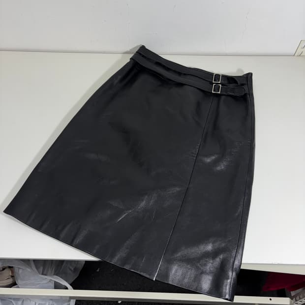 34 에르메스 블랙 벨트 앞트임 A라인 레더 스커트