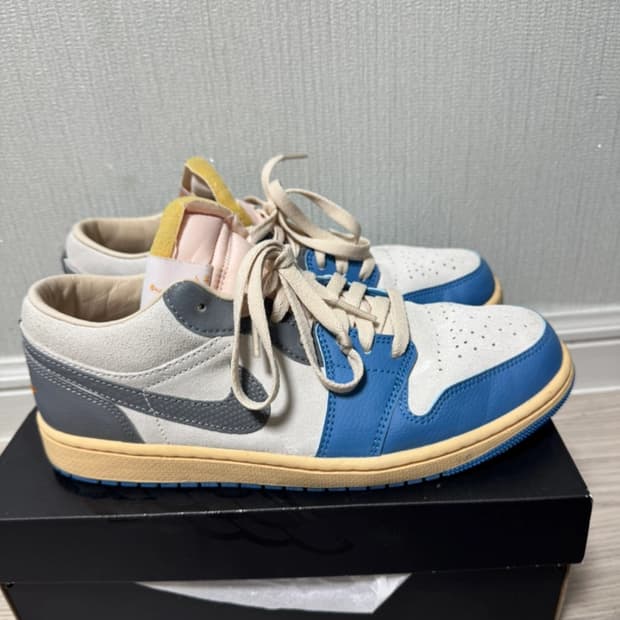 조던 도쿄 로우 265