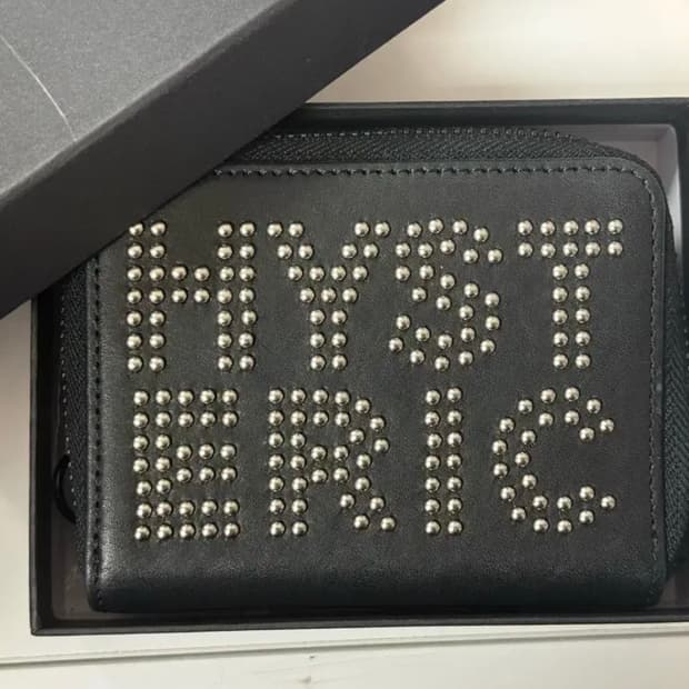 히스테릭 글래머 지갑