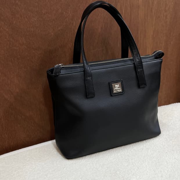 COURREGES 꾸레쥬 로고 토트백