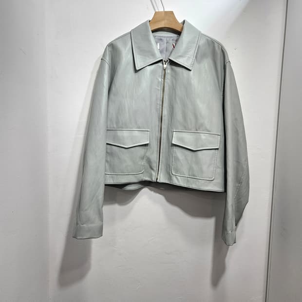 리스트(LIST) 숏 에코 가죽 자켓