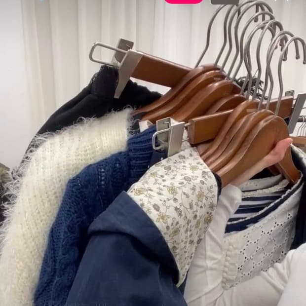 네이비코디+화이트가디건 코디