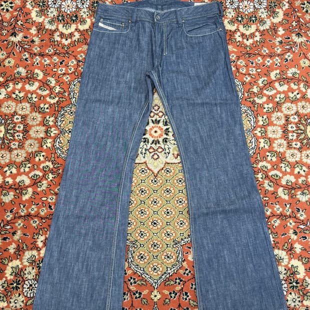 디젤 자탄 생지 부츠컷 플레어진 데님팬츠 31x32