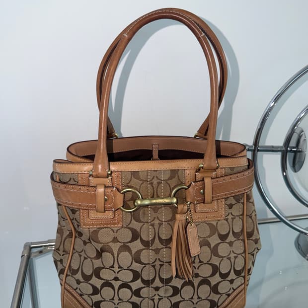 Hamptons Signature Tote bag