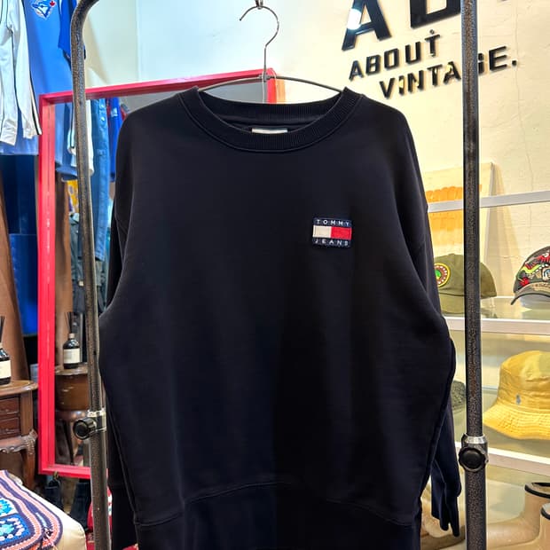 타미 진스 블랙 라운드넥 맨투맨 M