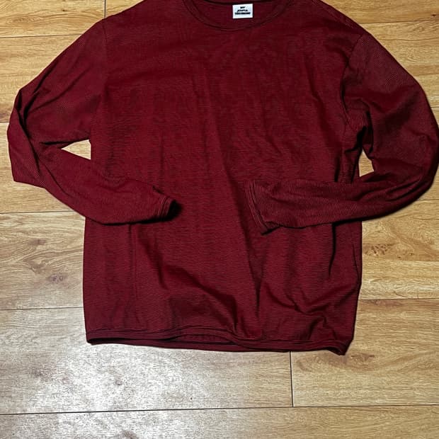 MJD 스트라이프 핑거홀 롱슬리브 레드