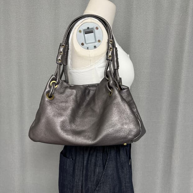 메탈릭 링 스트랩 셰이프 숄더백