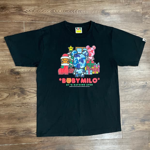 베이프 X 베어브릭 베이비 마일로 반팔 티셔츠 블랙
