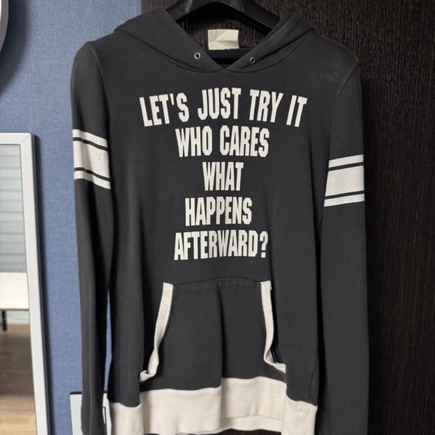 lettering detail sporty hoodie