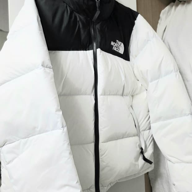 노스페이스 레트로 눕시 블랙앤화이트