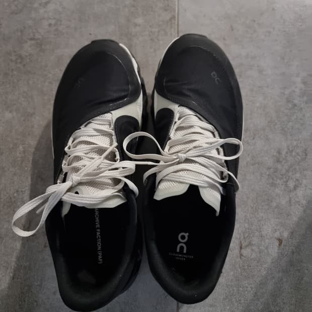 265) 파프 온러닝 클라우드 몬스터 하이퍼 블랙