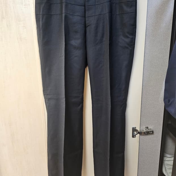 김서룡옴므 블랙 슬림부츠컷 슬랙스