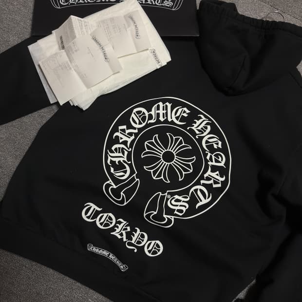 크롬하츠 홀스슈 도쿄 후드티