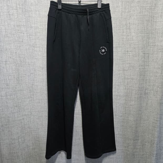 뉴발란스 블랙 와이드핏 트레이닝 바지 