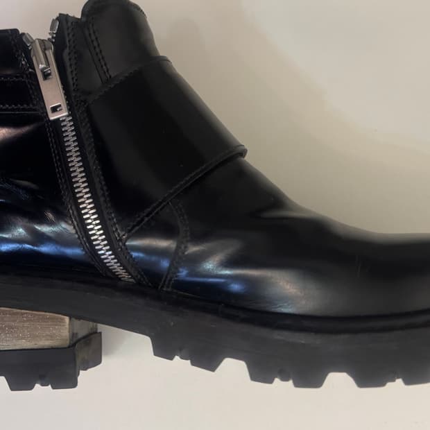 masion margiela  페이턴트 컴벳부츠 41,1/2 