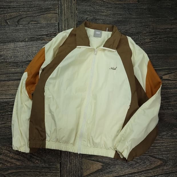 [KITH 키스] USA 오버핏 컬러 뱃 바람막이 자켓 P01180