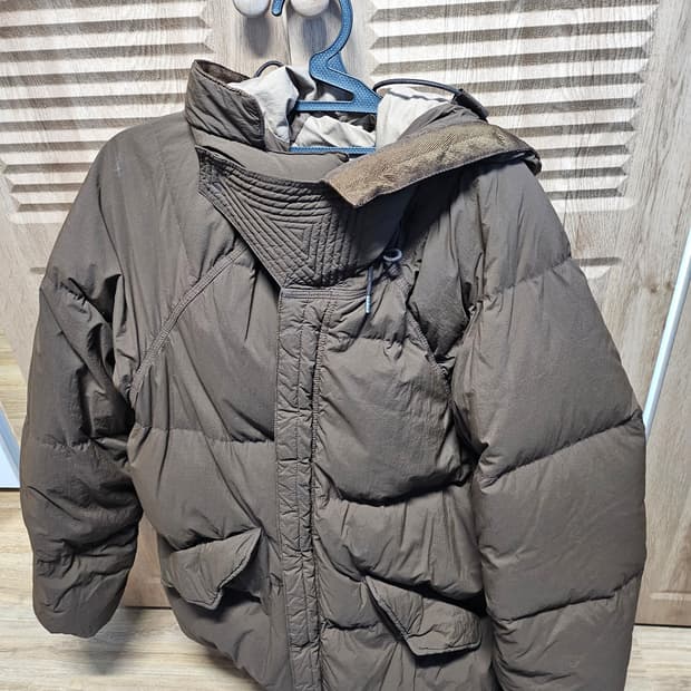 텐씨 아틱 파카 48사이즈 팔아요