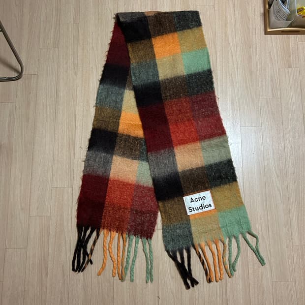 Acne studios muffler 