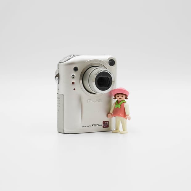 Fujifilm FinePix F601 (후지필름 파인픽스 F601)