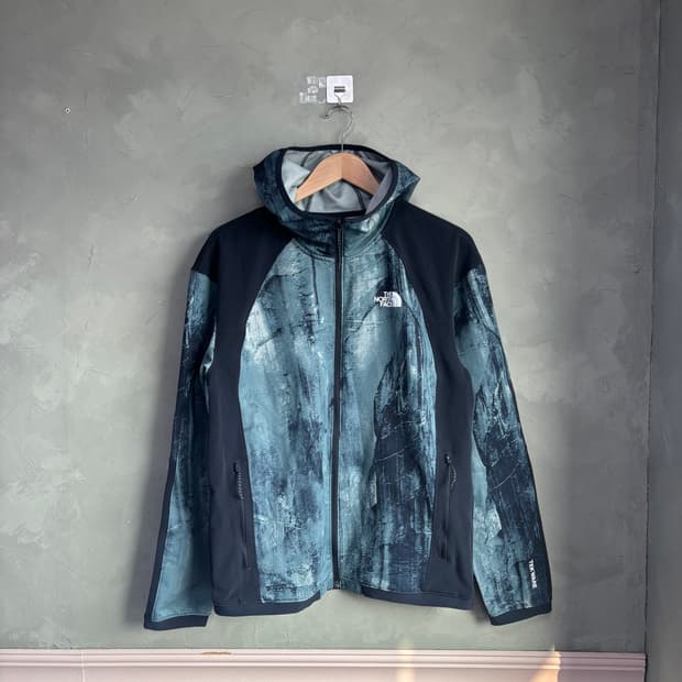 노스페이스 해외판 테크웨어 기능성 후드집업