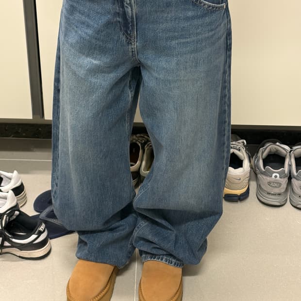 유니클로 배기커브진