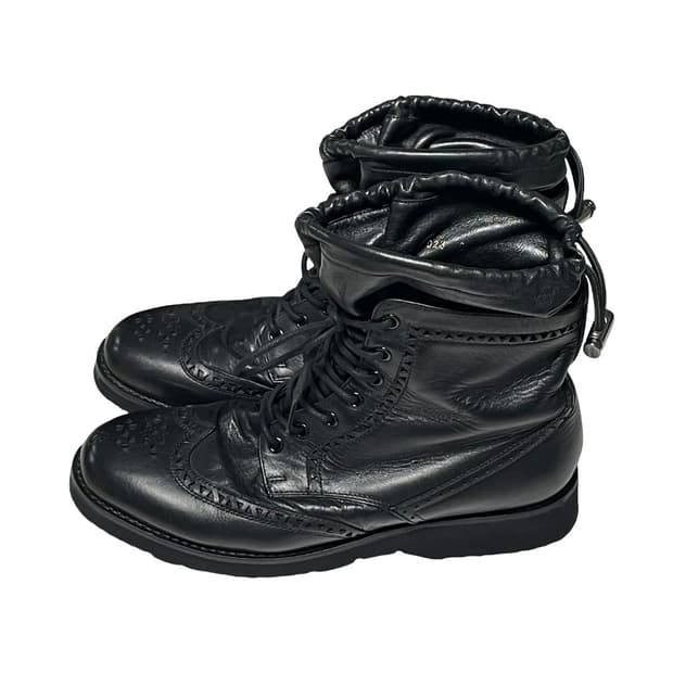 프라다 브로그 레더 하이탑 부츠