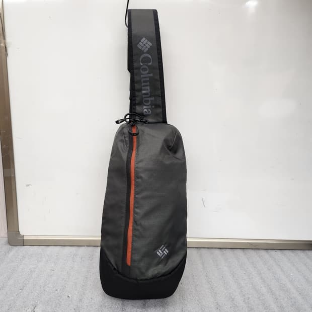 상태 아주좋은 콜롬비아 정품 슬링백