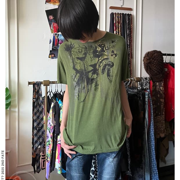 ARIES Gothic Printed 1/2 T-Shirt