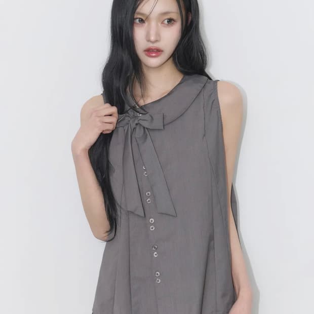 일리고 로프 플레어 블라우스 차콜