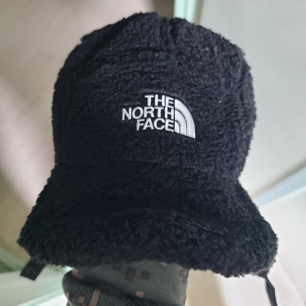 노스페이스 군밤모자