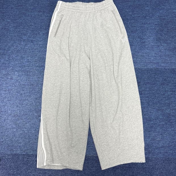 니들스 x LHP H.D. 트랙 팬츠 그레이