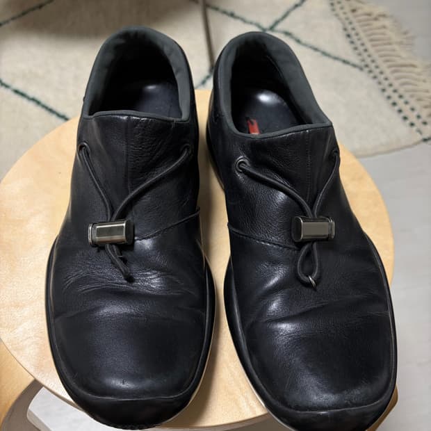 프라다 빈티지 스트링 로퍼