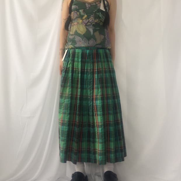 Pattern lace trimming sleeveeless