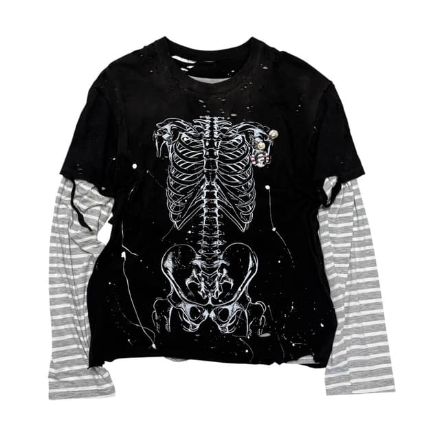 Distressed custom SKR T (레이어드 긴팔,뱃지 포함)